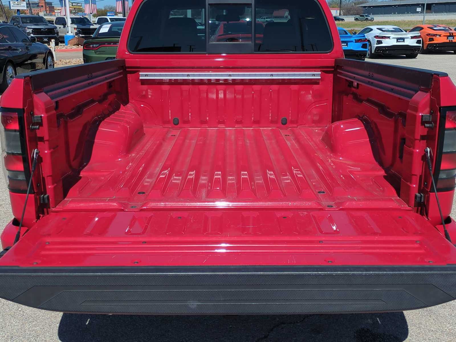 Thumbnail: 2022 Nissan Frontier - 23