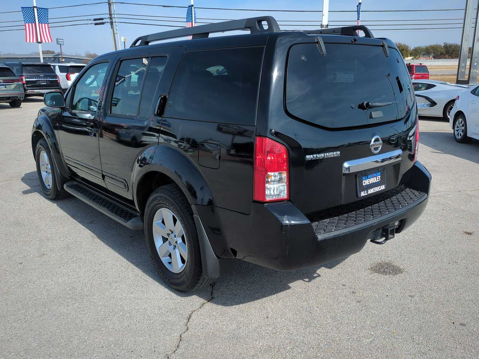 Thumbnail: 2012 Nissan Pathfinder - 6