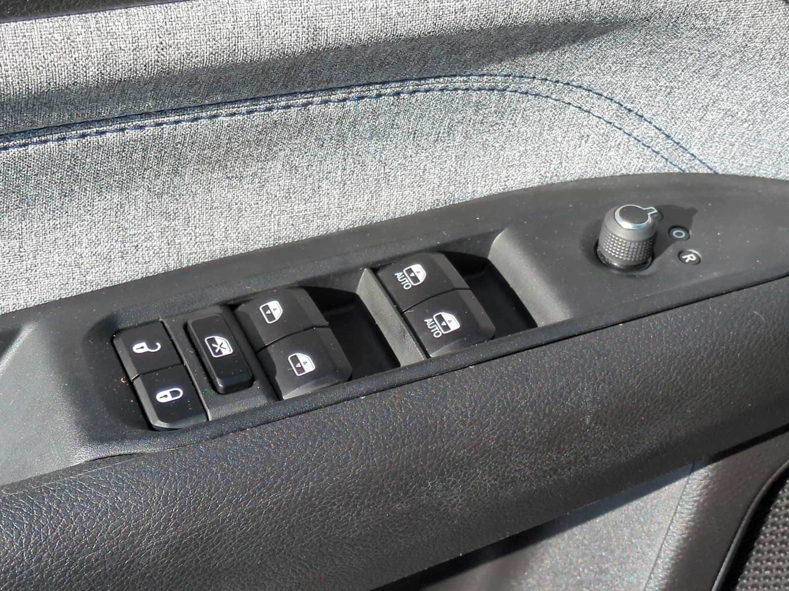 Thumbnail: 2024 Jeep Compass - 22