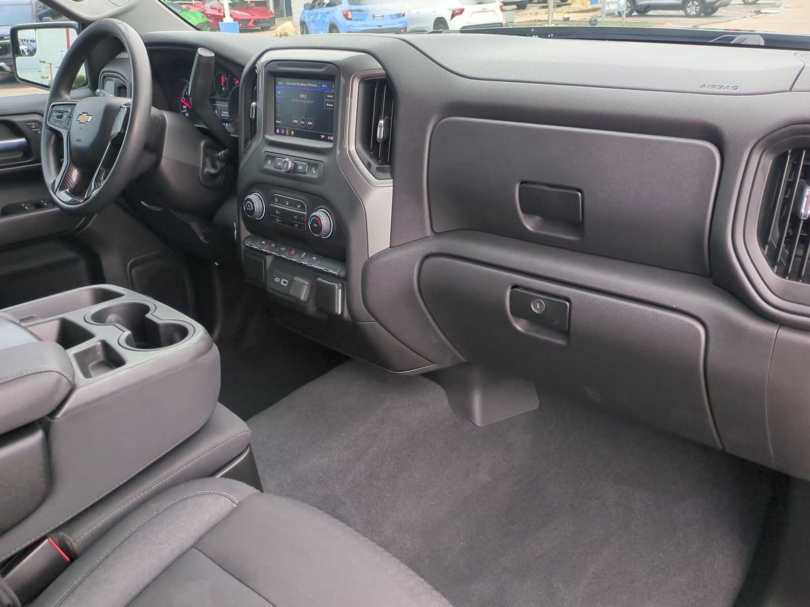 Thumbnail: 2023 Chevrolet Silverado 1500 - 27