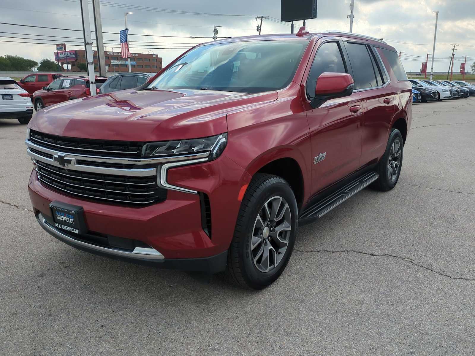 Thumbnail: 2021 Chevrolet Tahoe - 4