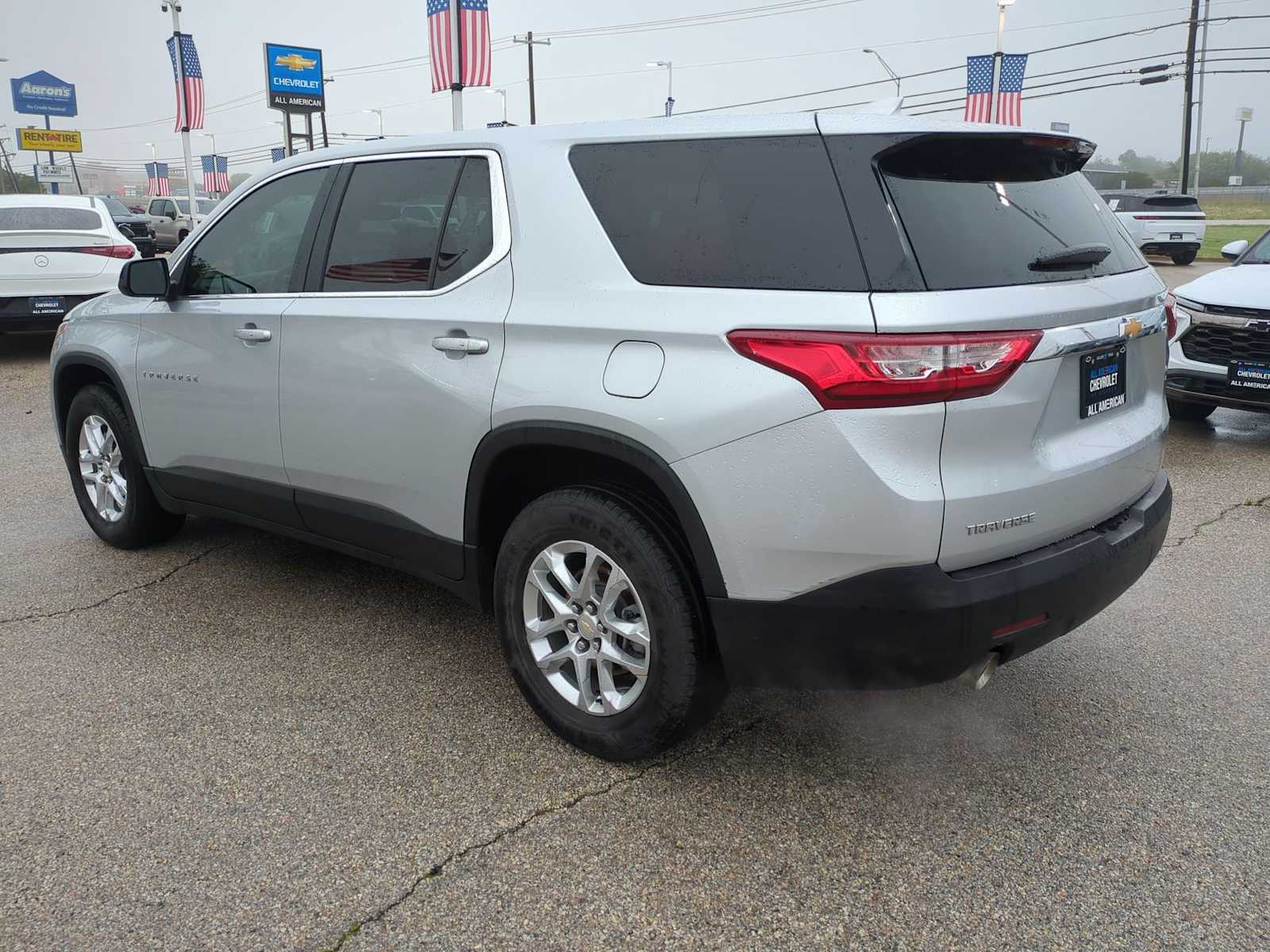 Thumbnail: 2021 Chevrolet Traverse - 5