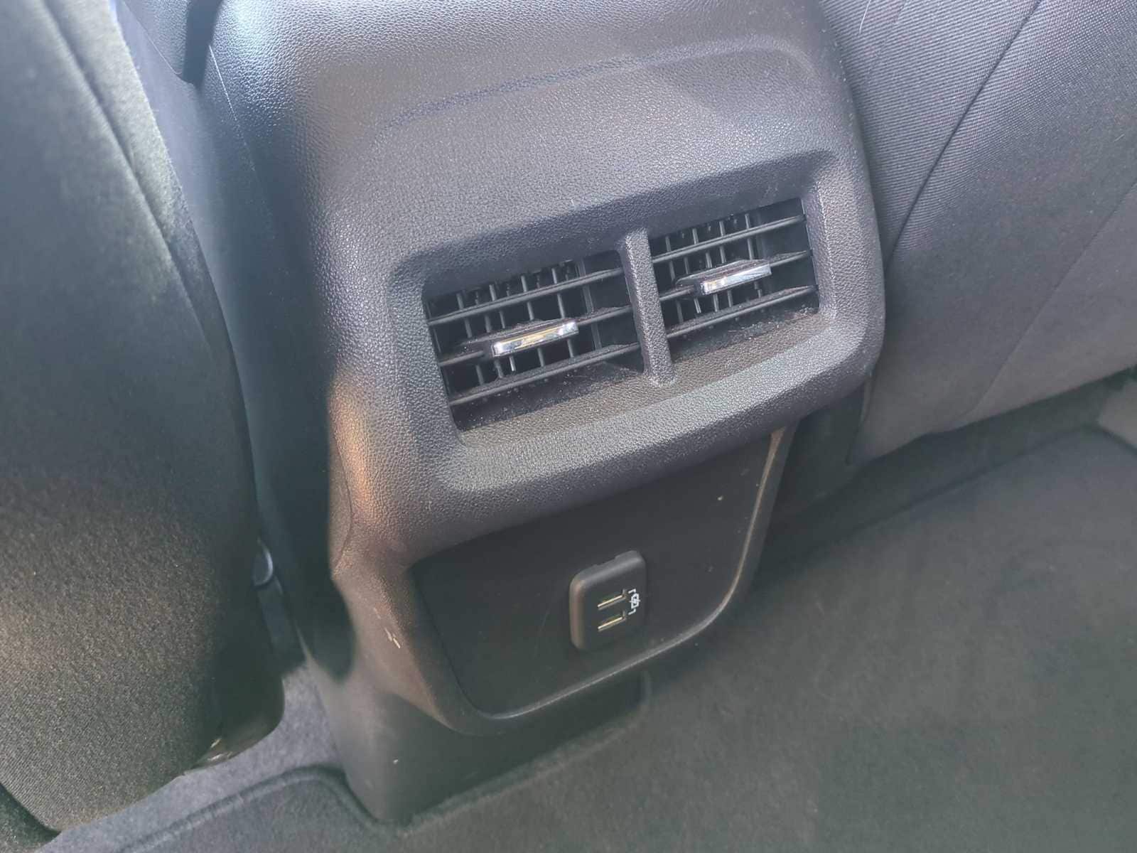 Thumbnail: 2022 Chevrolet Equinox - 21