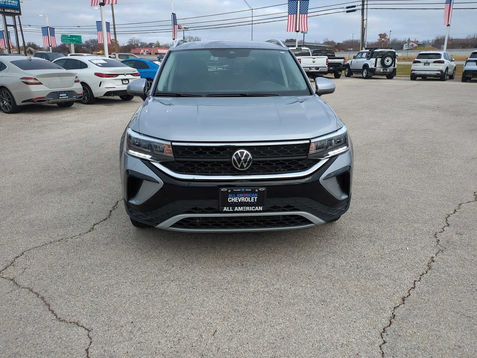 Thumbnail: 2024 Volkswagen Taos - 3