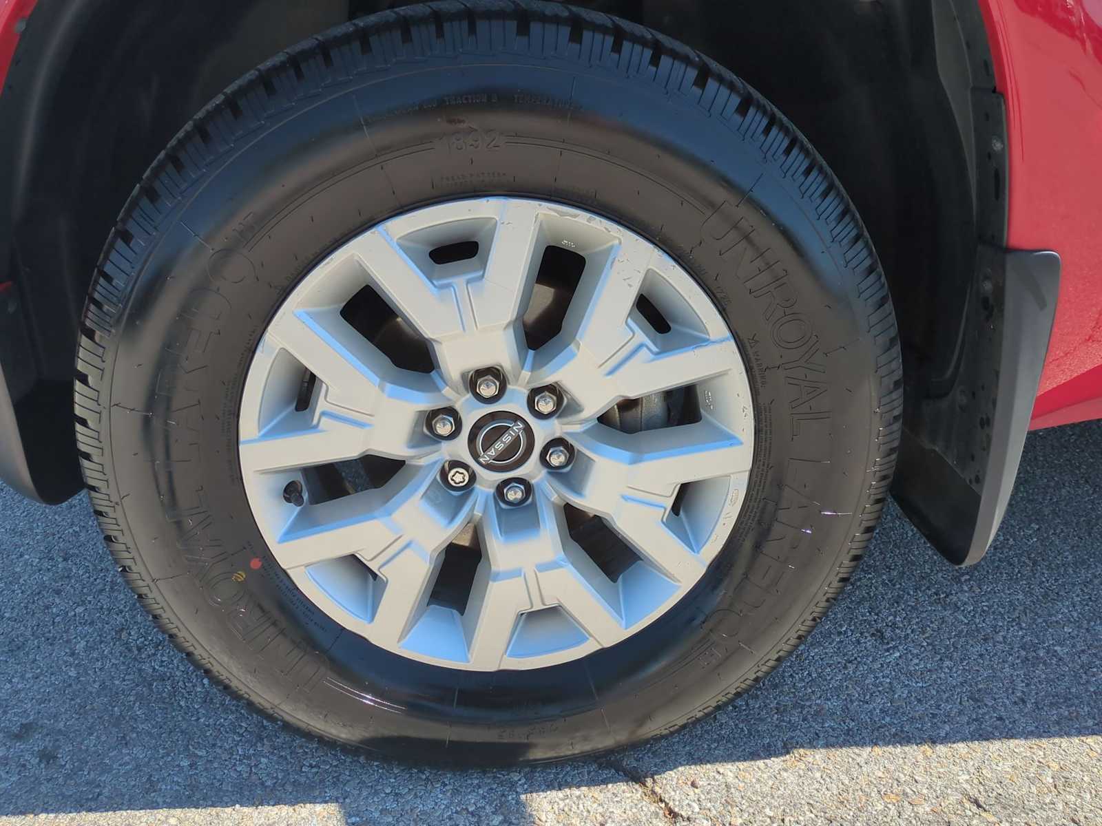 Thumbnail: 2022 Nissan Frontier - 30