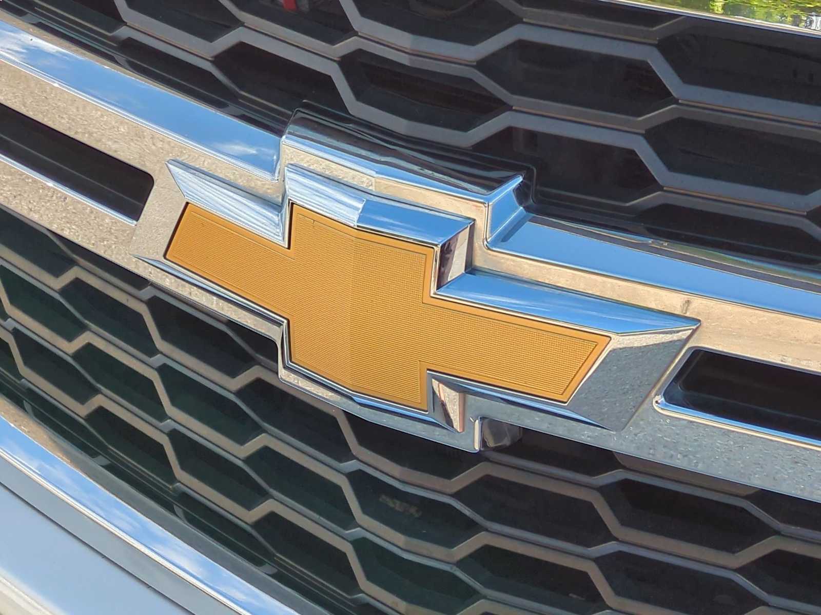 Thumbnail: 2019 Chevrolet Suburban - 28