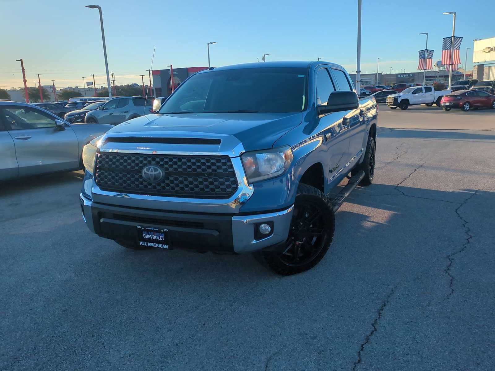 Thumbnail: 2019 Toyota Tundra - 1