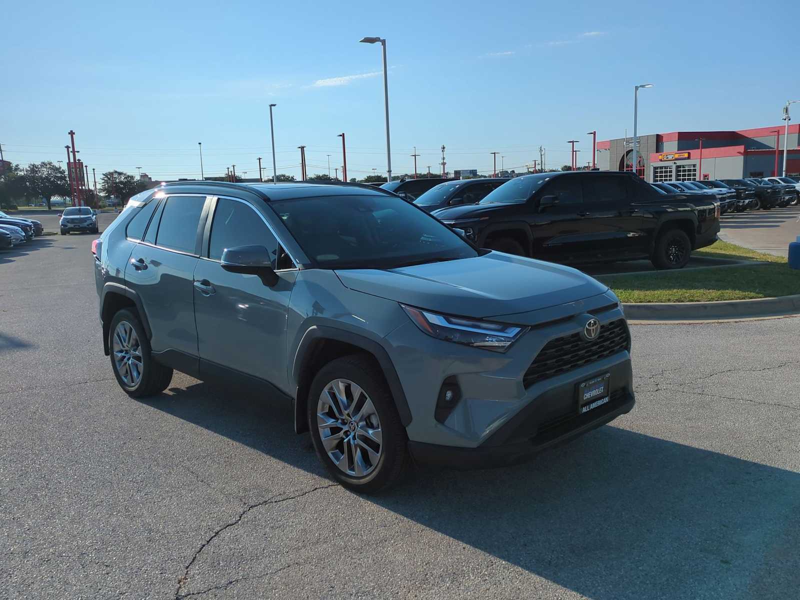 Thumbnail: 2022 Toyota RAV4 - 2