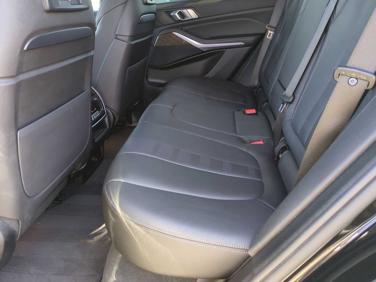 Thumbnail: 2022 BMW X5 - 26