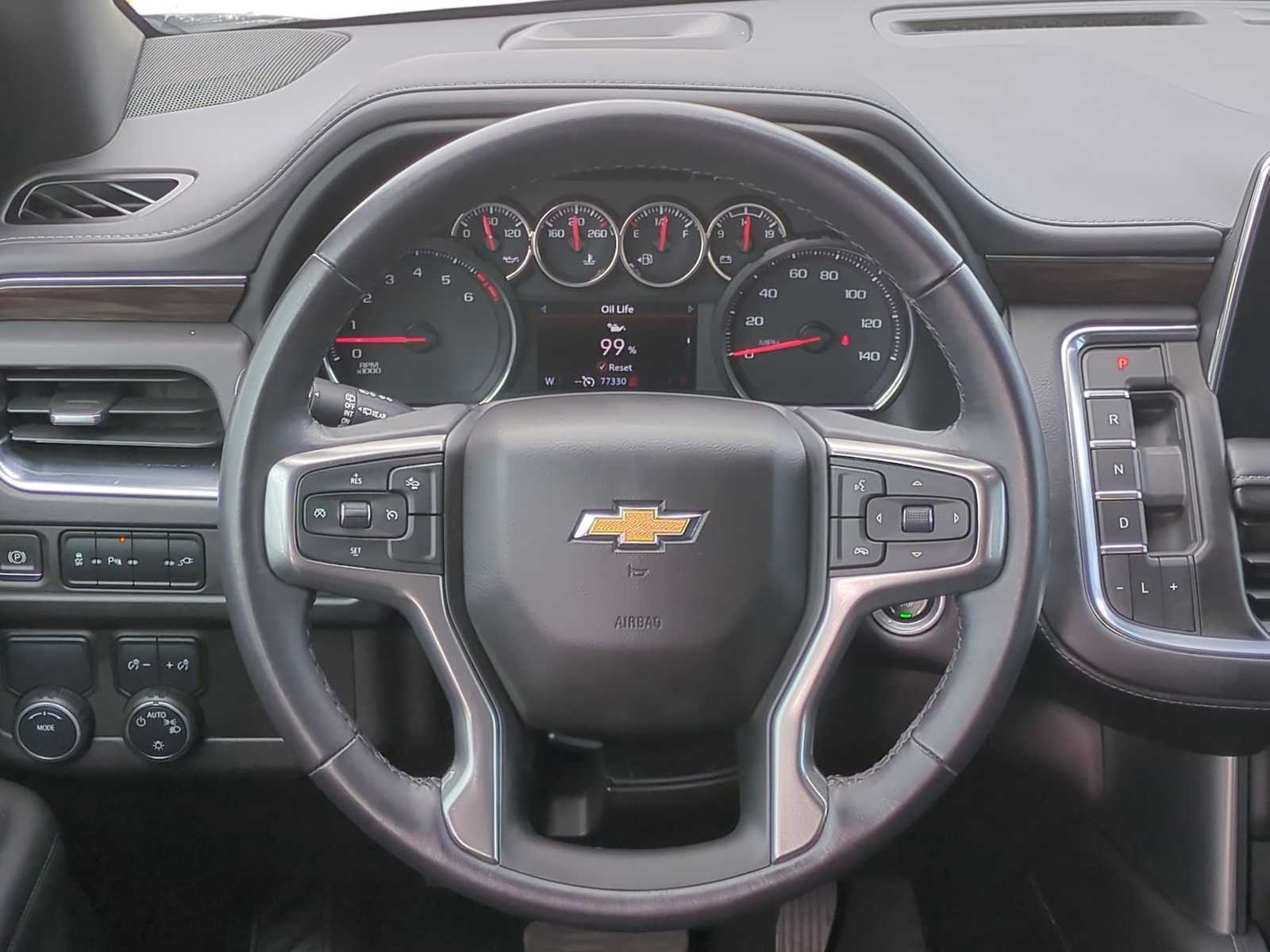 2021 Chevrolet Suburban LT 11