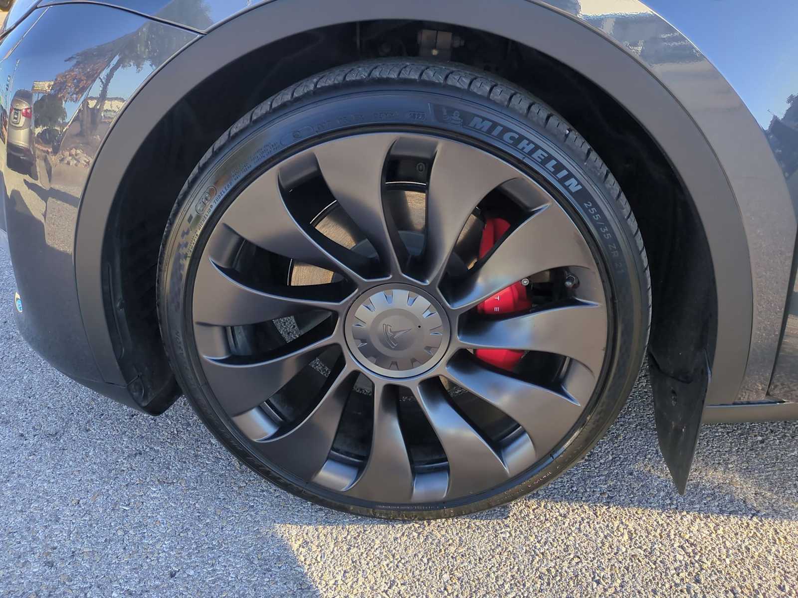 Thumbnail: 2023 Tesla Model Y - 32