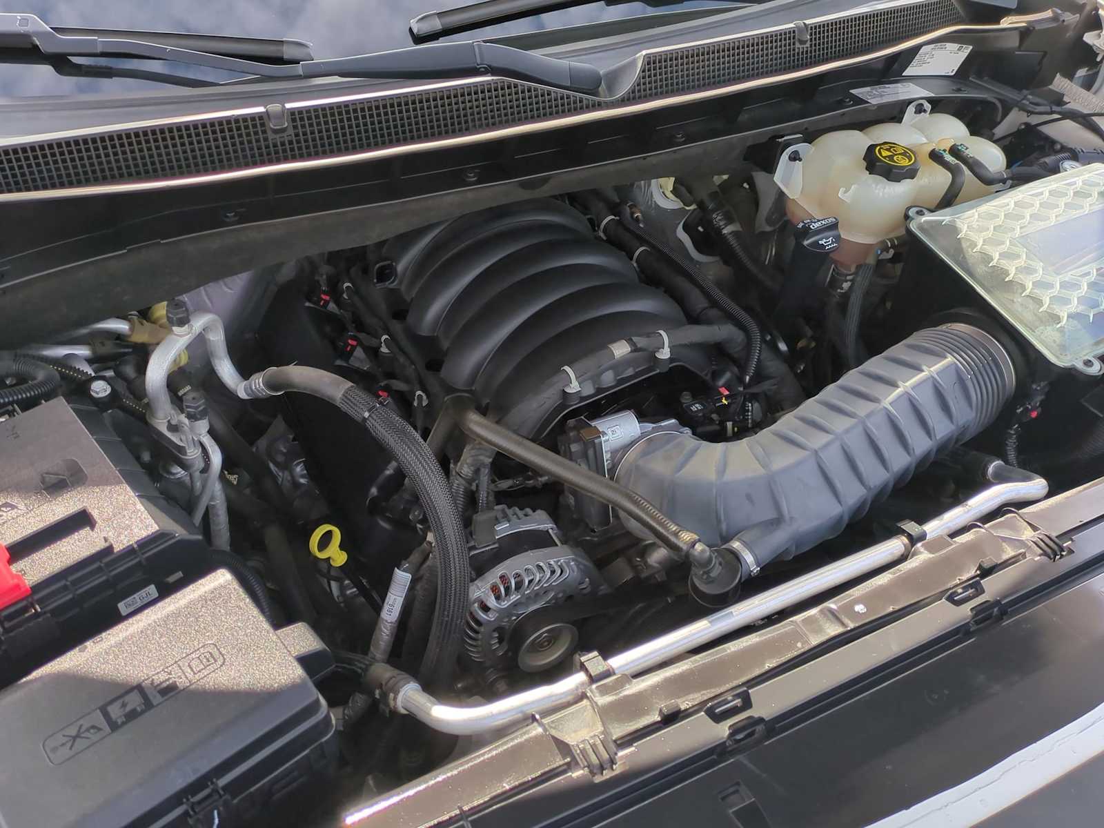 Thumbnail: 2021 Chevrolet Tahoe - 31