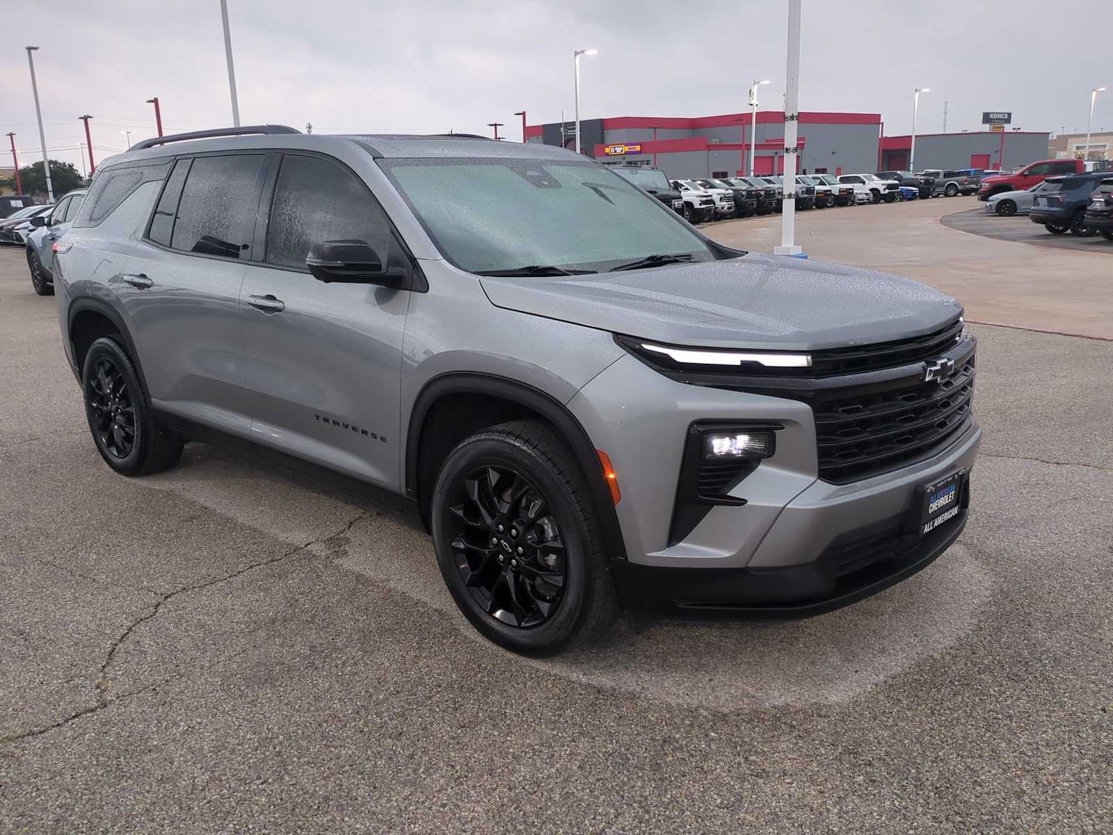 Thumbnail: 2024 Chevrolet Traverse - 2