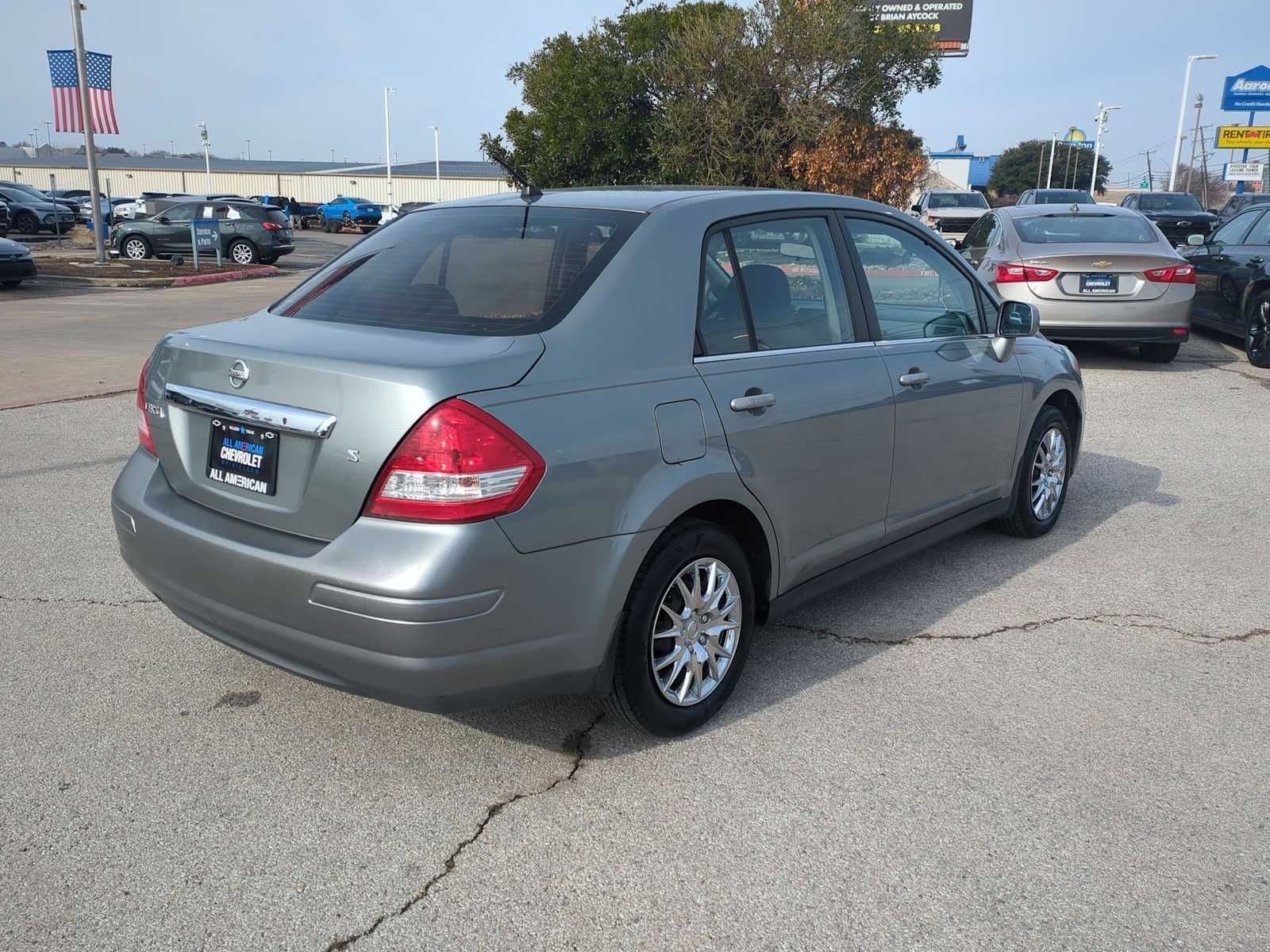 Thumbnail: 2007 Nissan Versa - 8