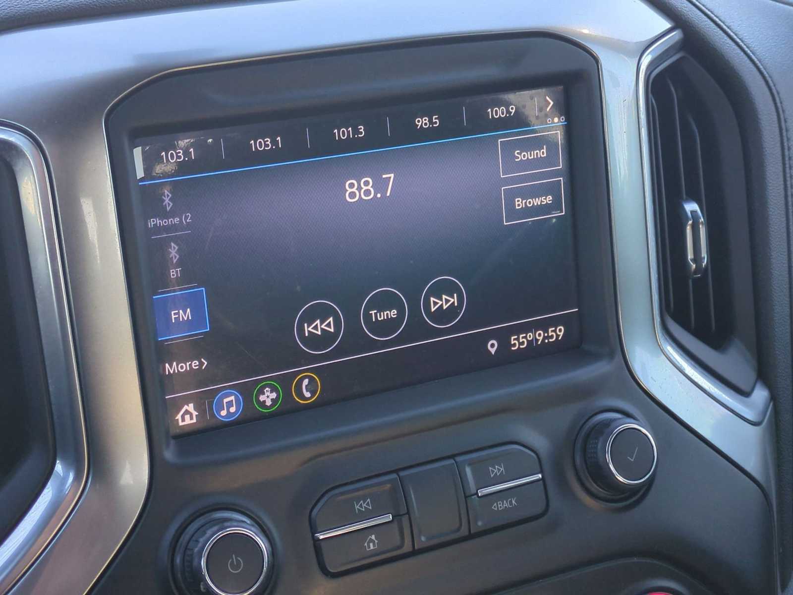 Thumbnail: 2019 Chevrolet Silverado 1500 - 13