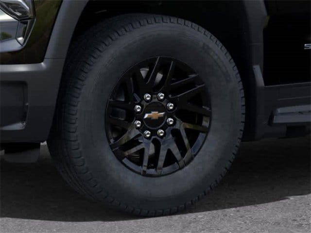 Thumbnail: 2025 Chevrolet Silverado EV - 9
