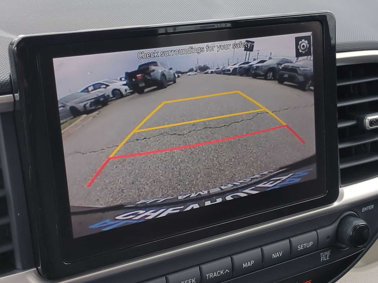 Thumbnail: 2022 Hyundai Venue - 15