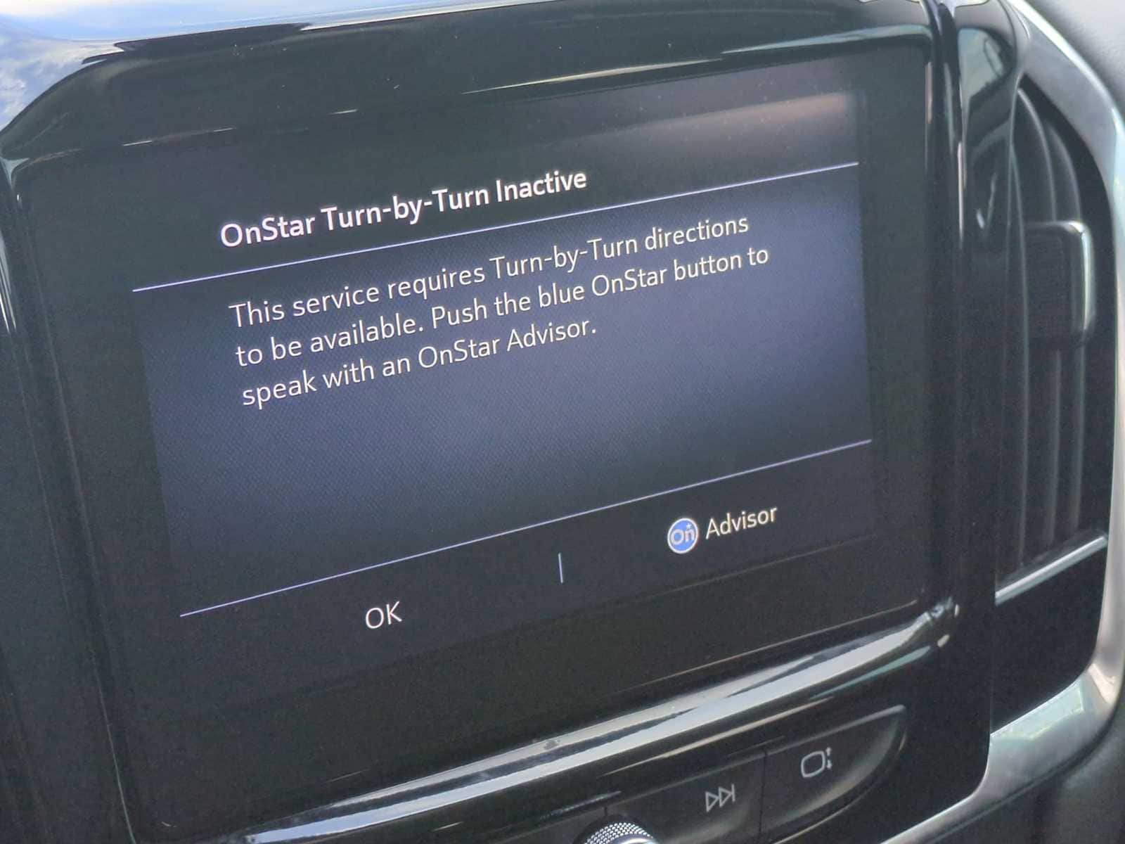 Thumbnail: 2021 Chevrolet Traverse - 14