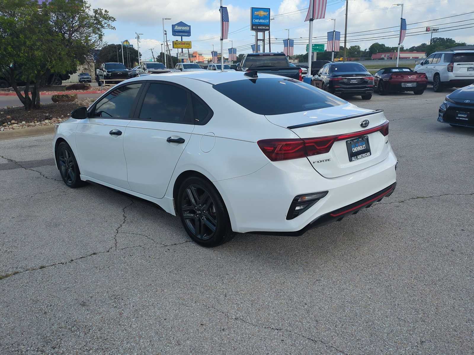 Thumbnail: 2021 Kia Forte - 6