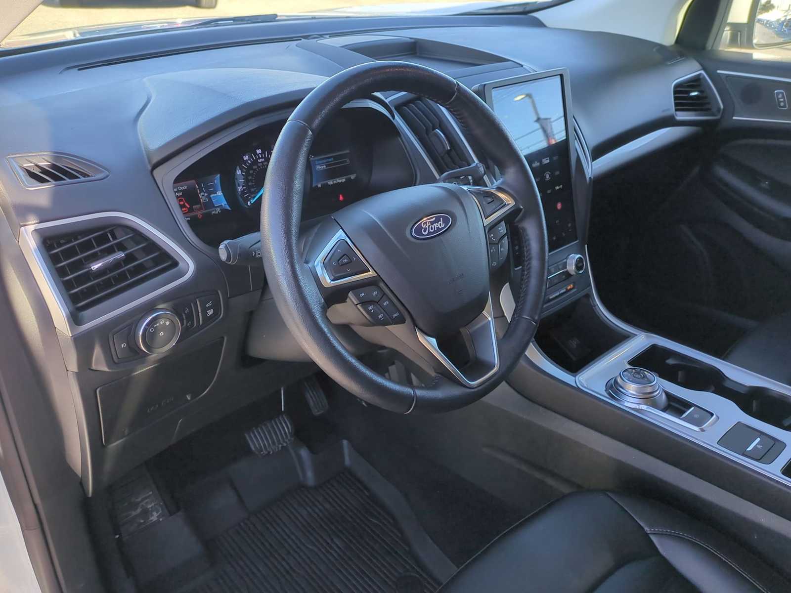 Thumbnail: 2023 Ford Edge - 10