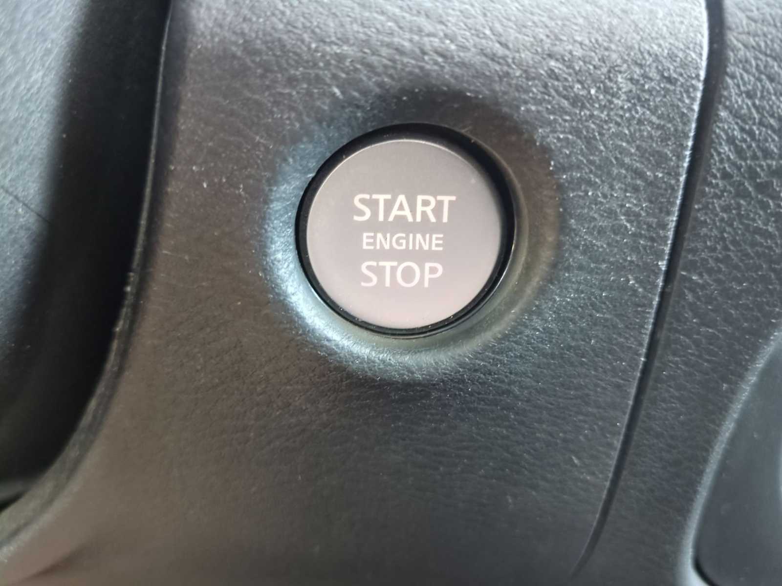 Thumbnail: 2022 Nissan Frontier - 16