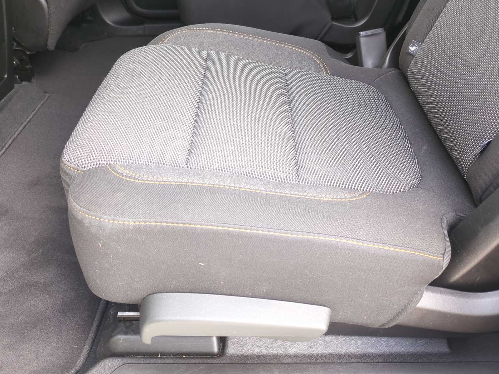 Thumbnail: 2021 Chevrolet Traverse - 25