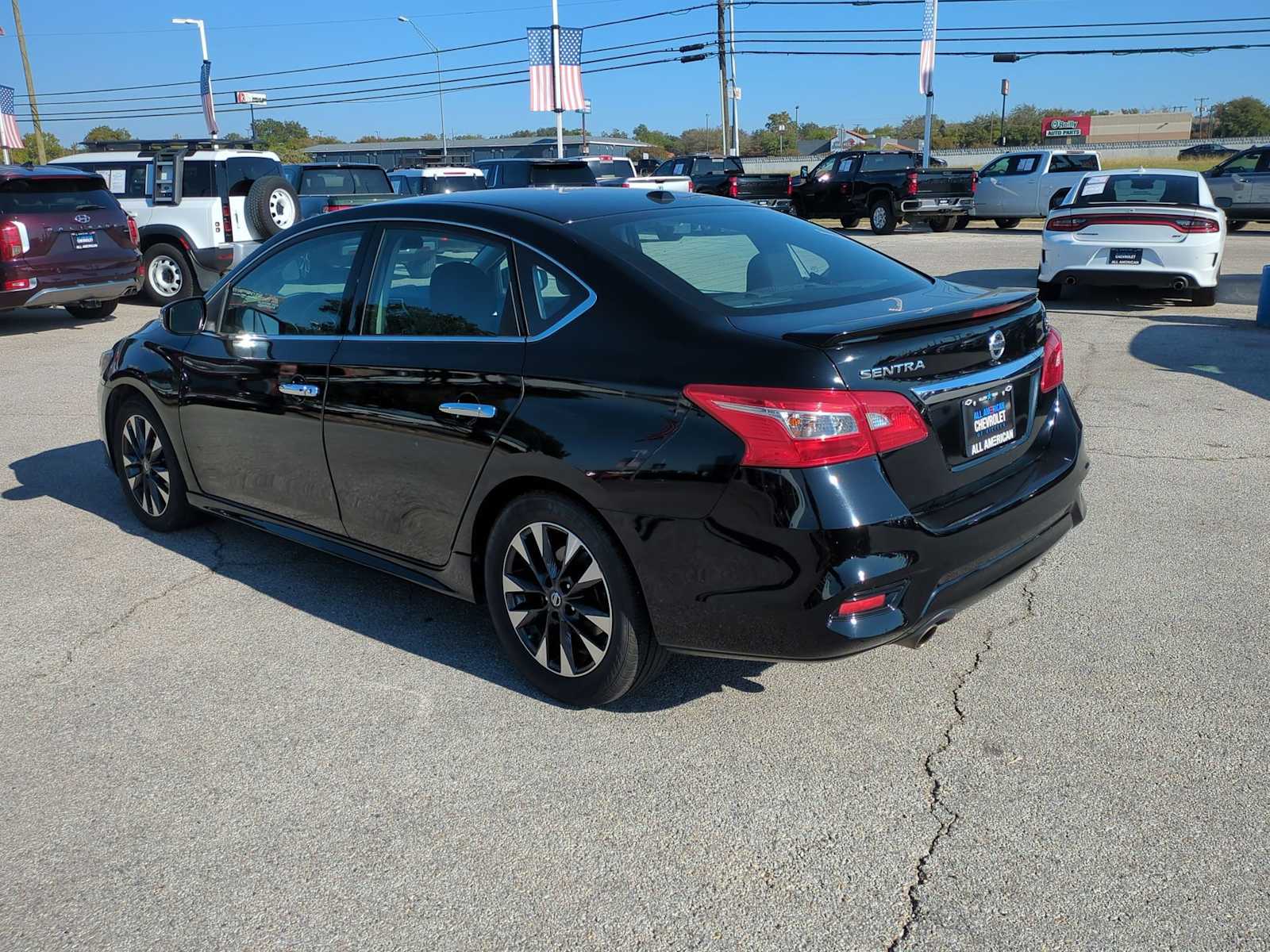Thumbnail: 2018 Nissan Sentra - 6