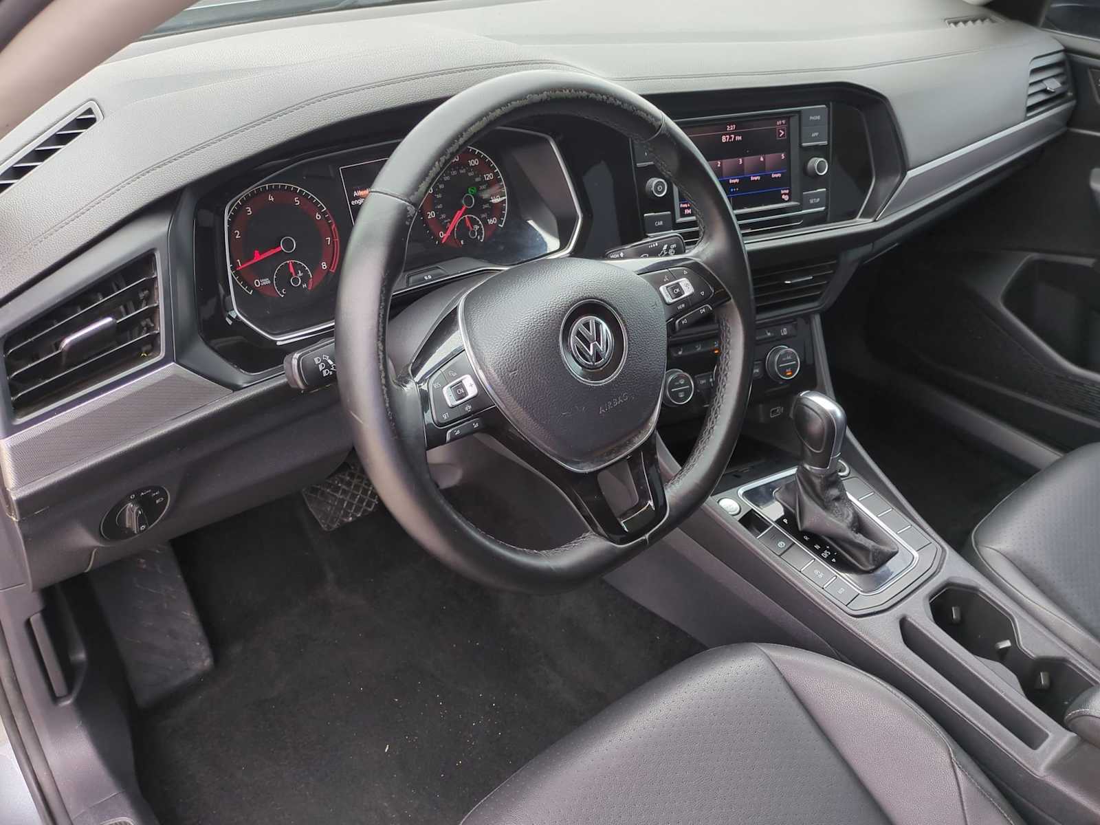 Thumbnail: 2019 Volkswagen Jetta - 10
