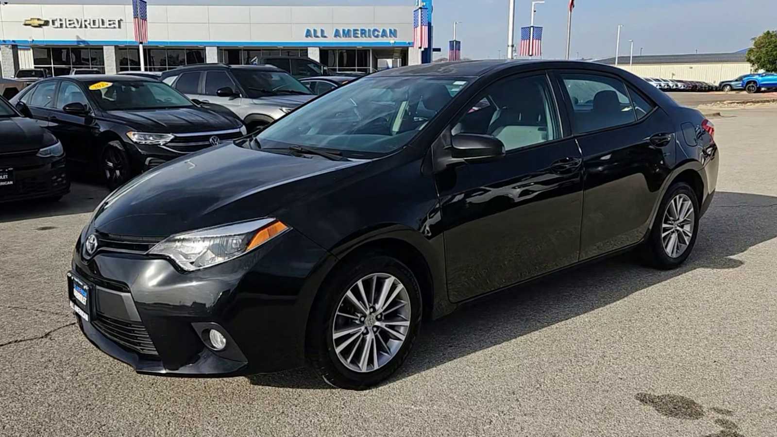 Thumbnail: 2015 Toyota Corolla - 4