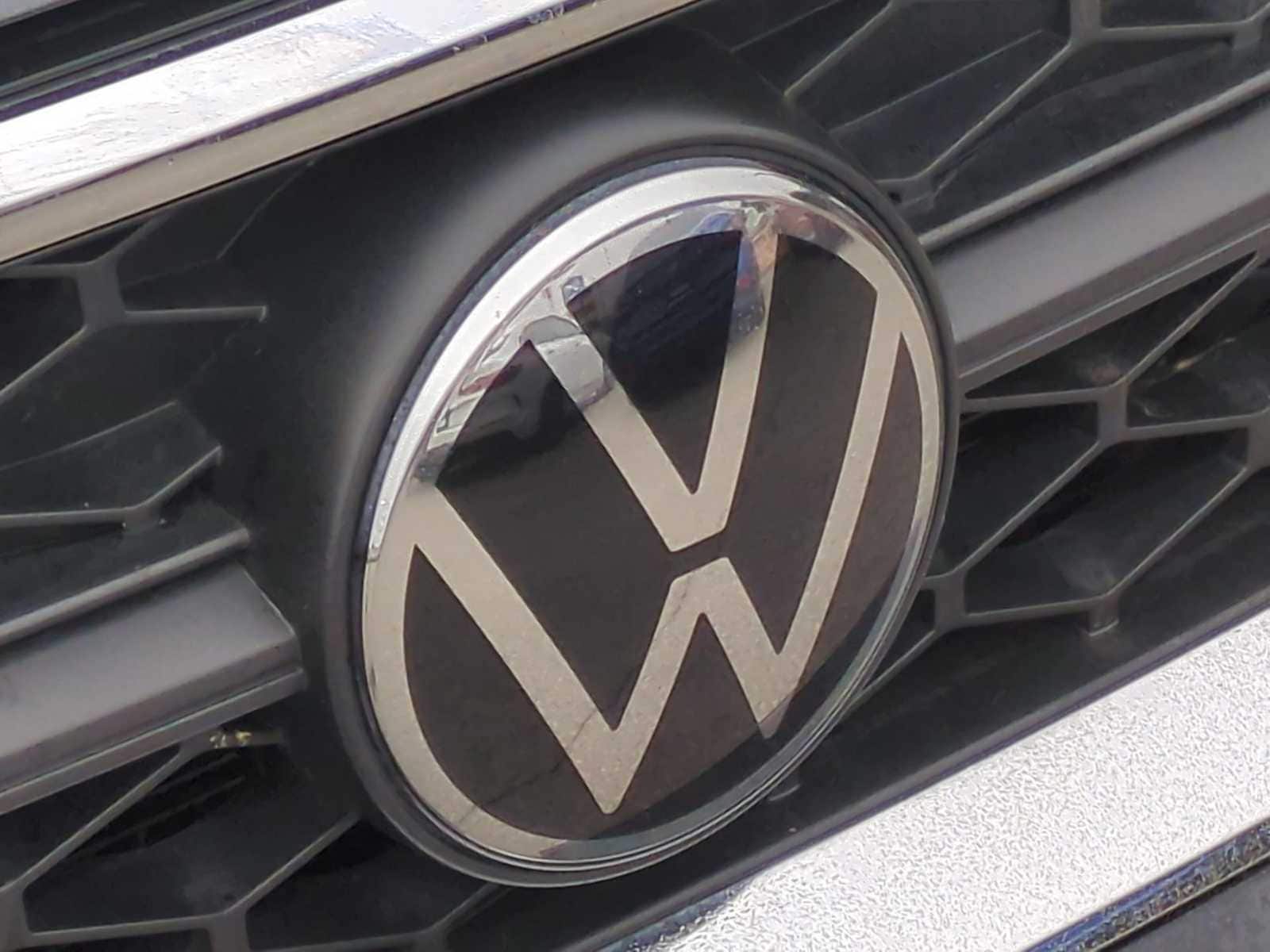 Thumbnail: 2024 Volkswagen Taos - 30