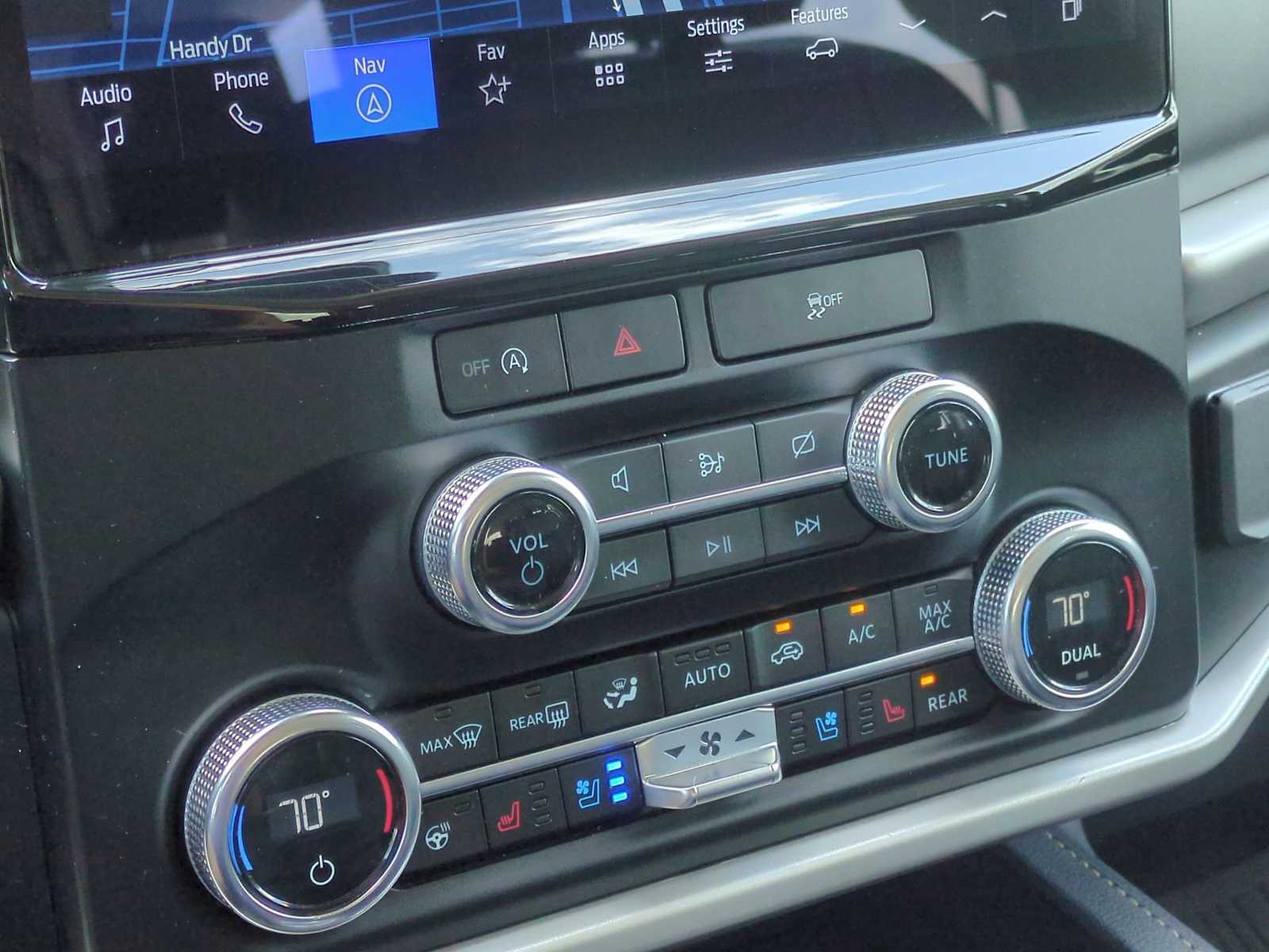 Thumbnail: 2024 Ford Expedition - 18