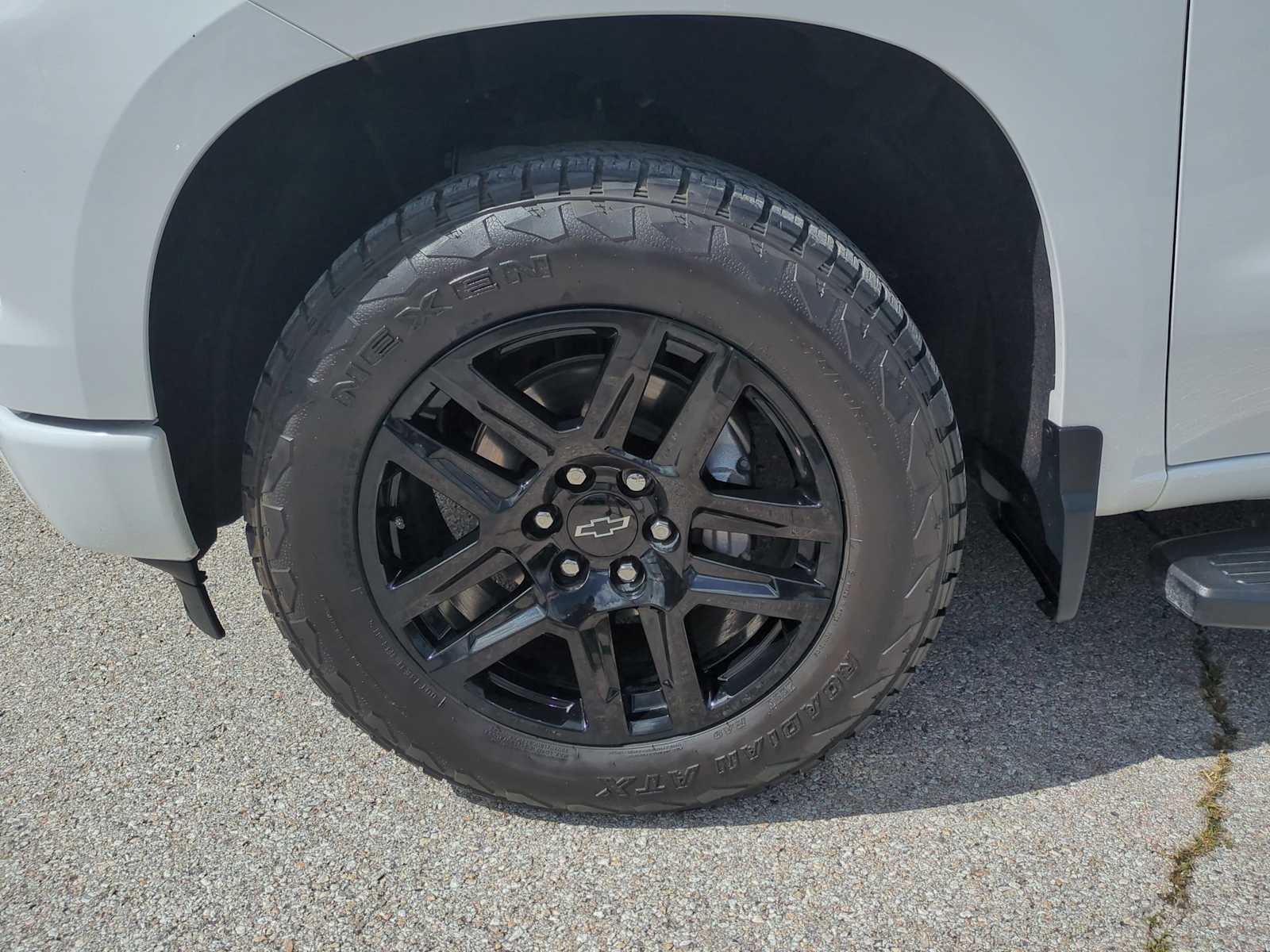 Thumbnail: 2024 Chevrolet Silverado 1500 - 32