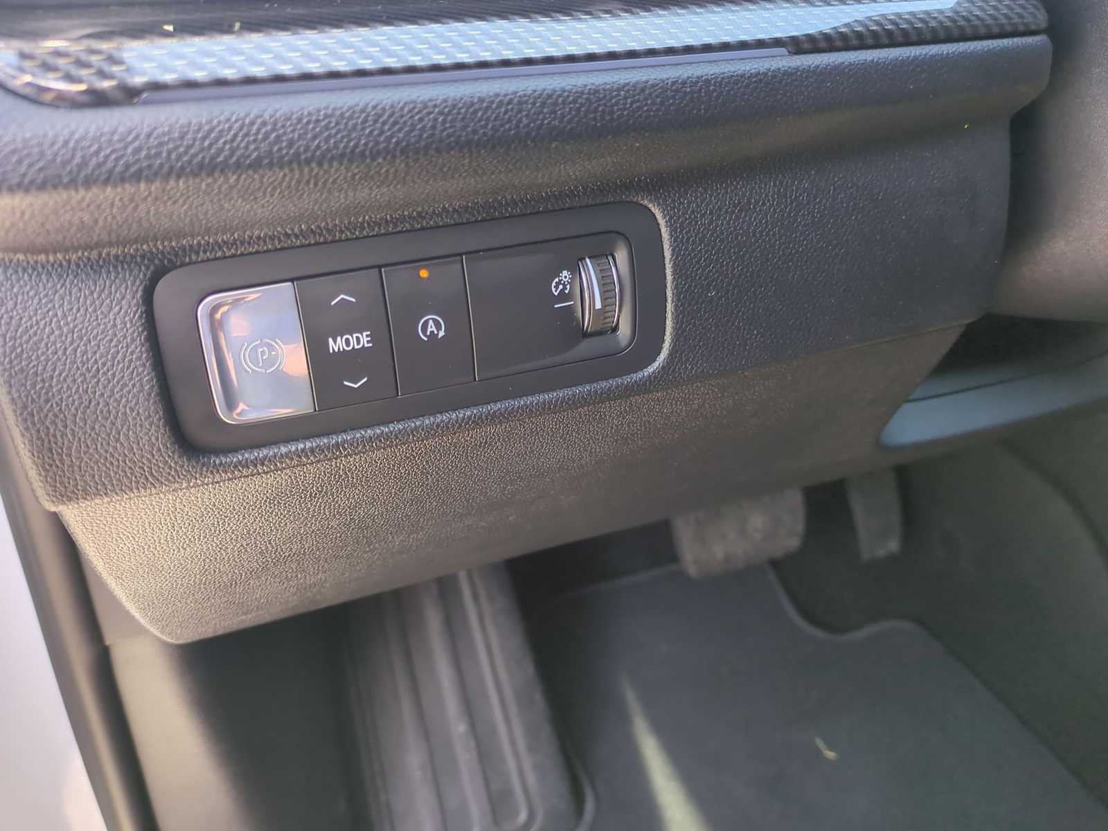 Thumbnail: 2026 Chevrolet Traverse - 36