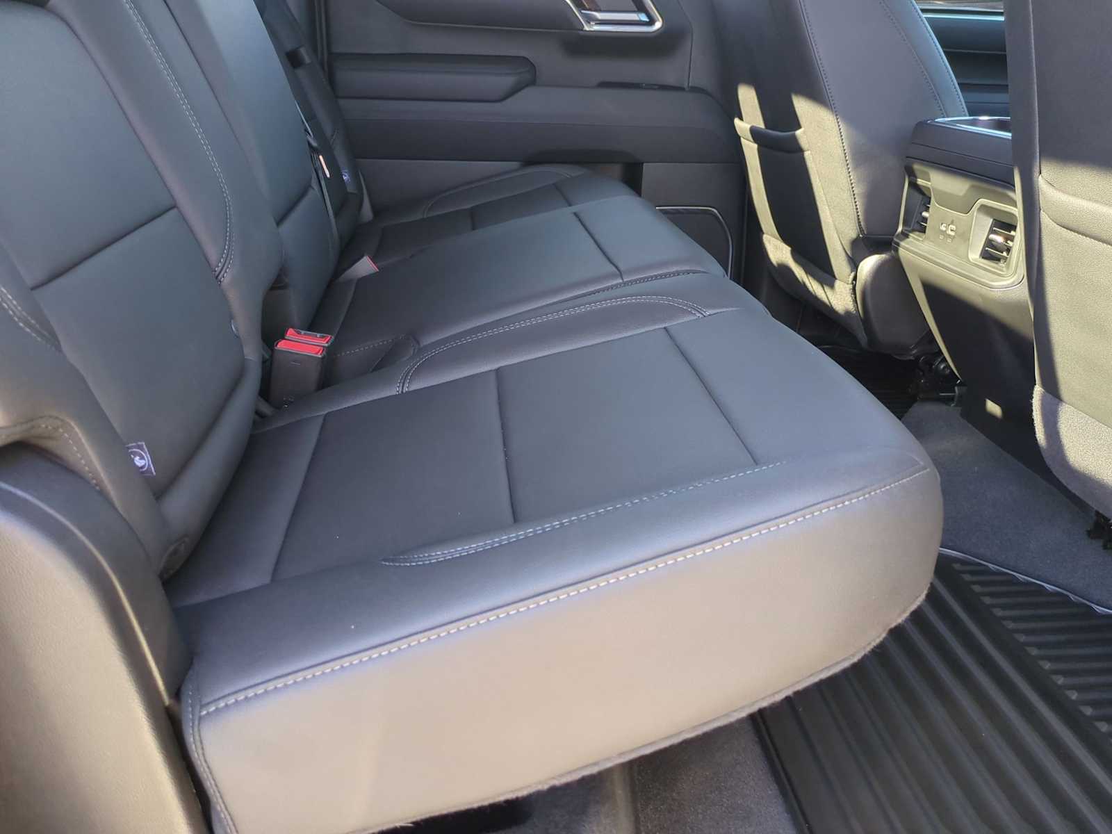 Thumbnail: 2025 Chevrolet Silverado 1500 - 28