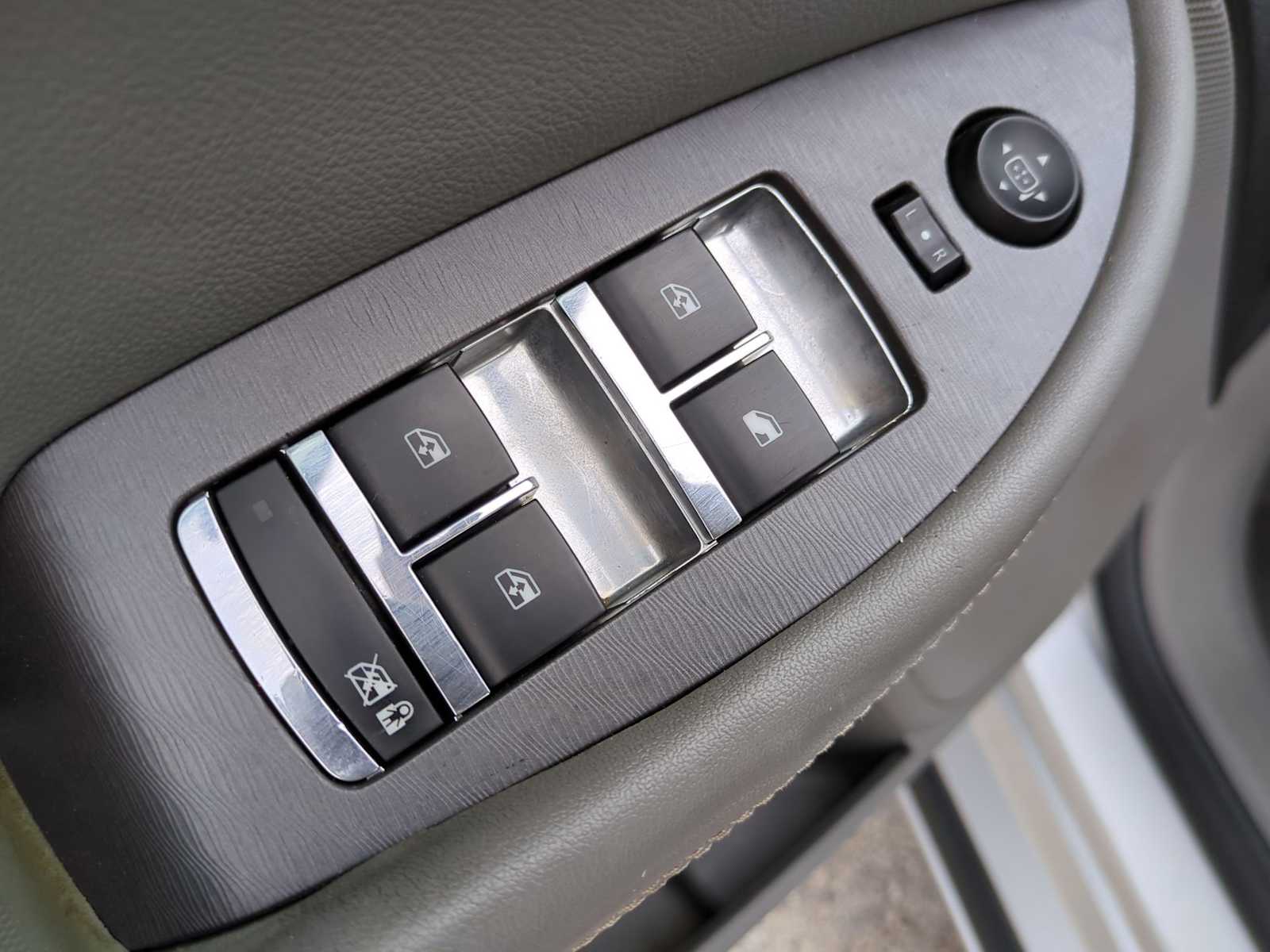 Thumbnail: 2014 Chevrolet Impala - 20