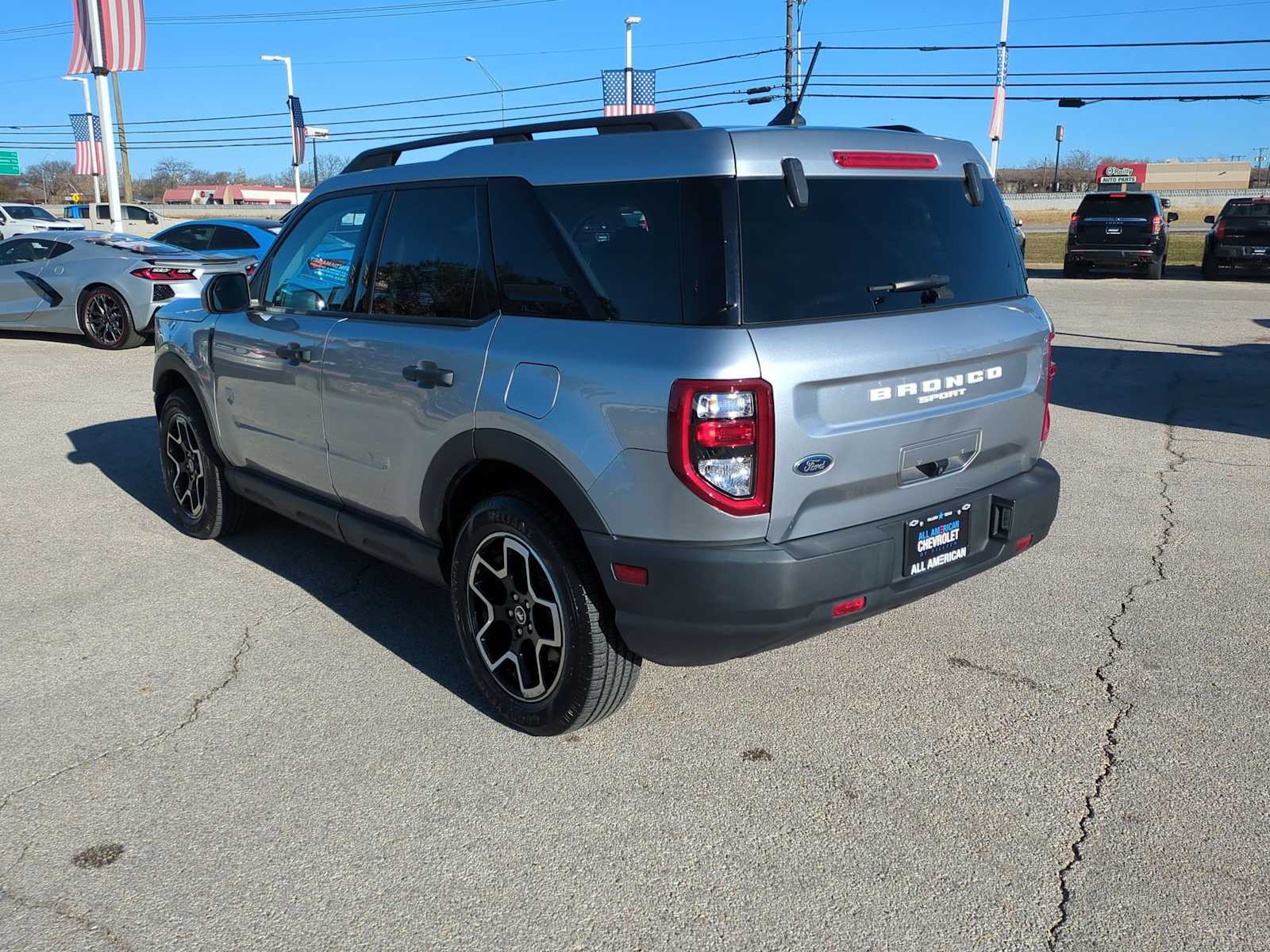 Thumbnail: 2022 Ford Bronco Sport - 6
