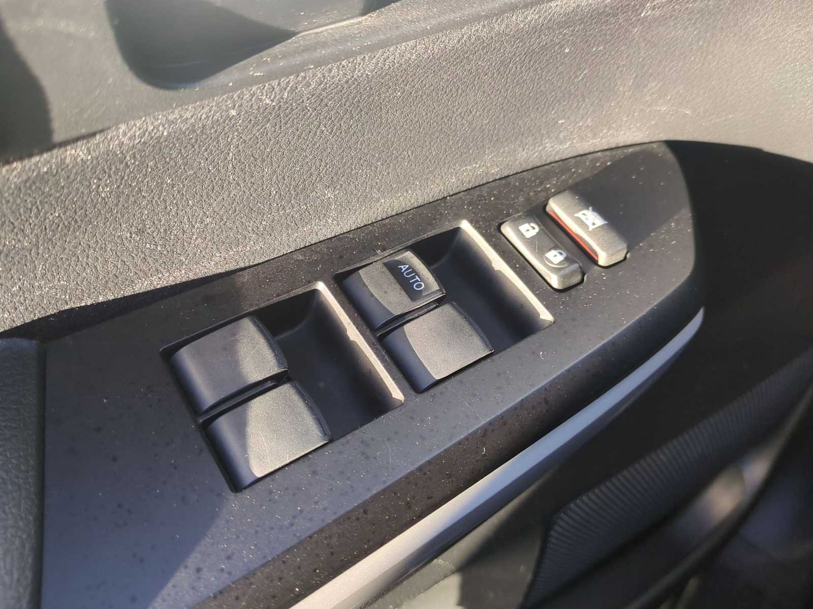 Thumbnail: 2019 Toyota Tundra - 21