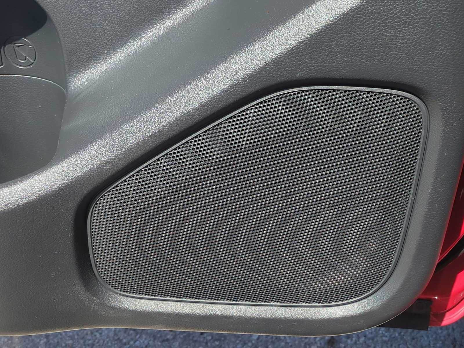 Thumbnail: 2022 Nissan Frontier - 21