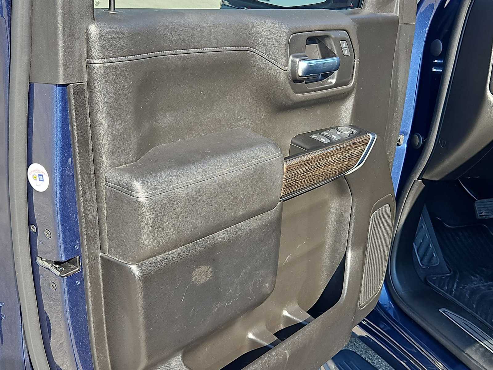 Thumbnail: 2022 Chevrolet Silverado 1500 - 21