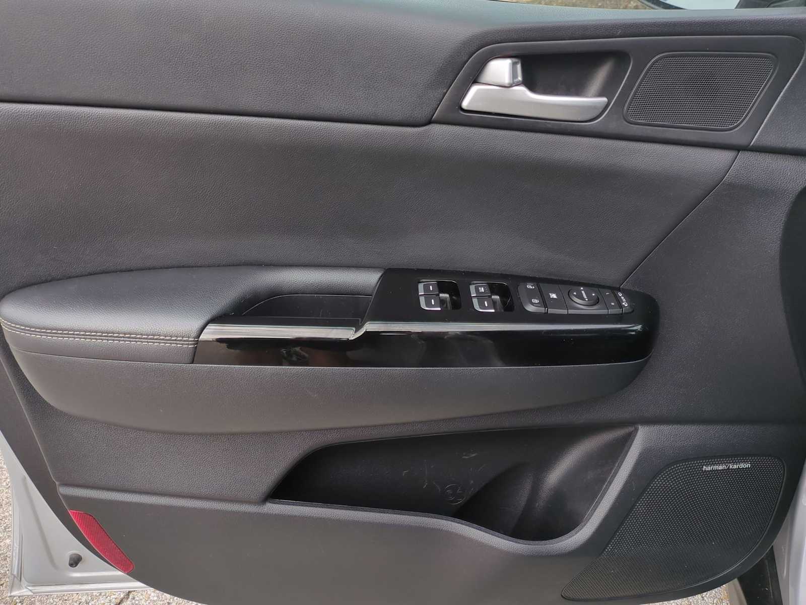 Thumbnail: 2022 Kia Sportage - 23