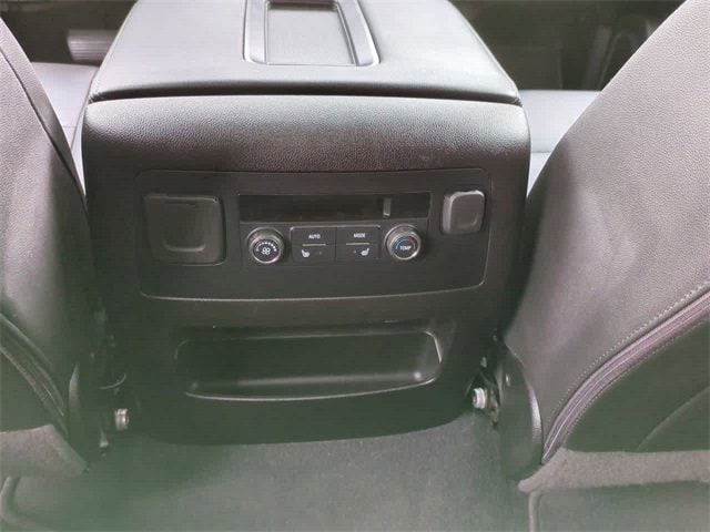 2019 Chevrolet Suburban LT 20