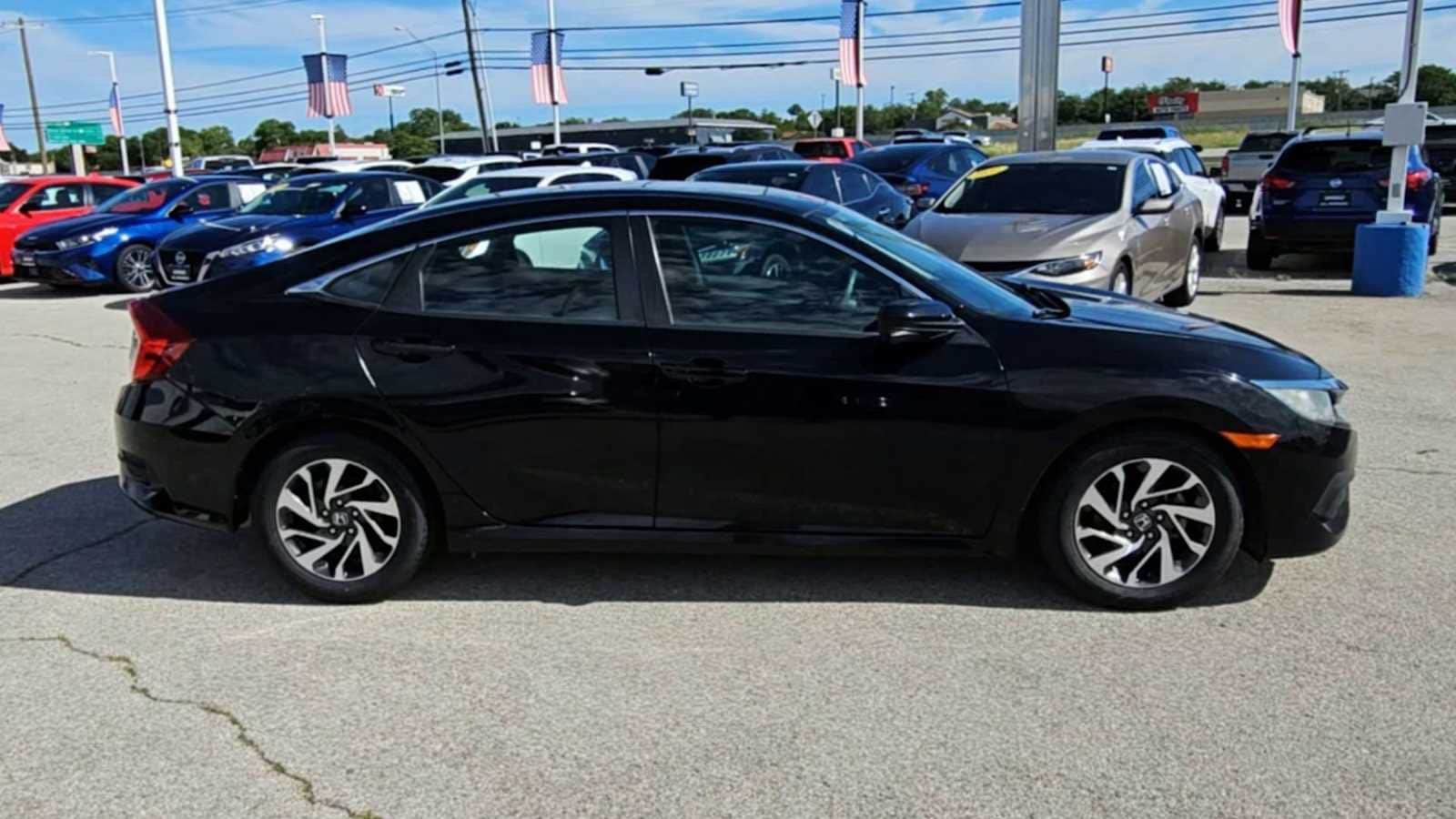 2016 Honda Civic SE 9