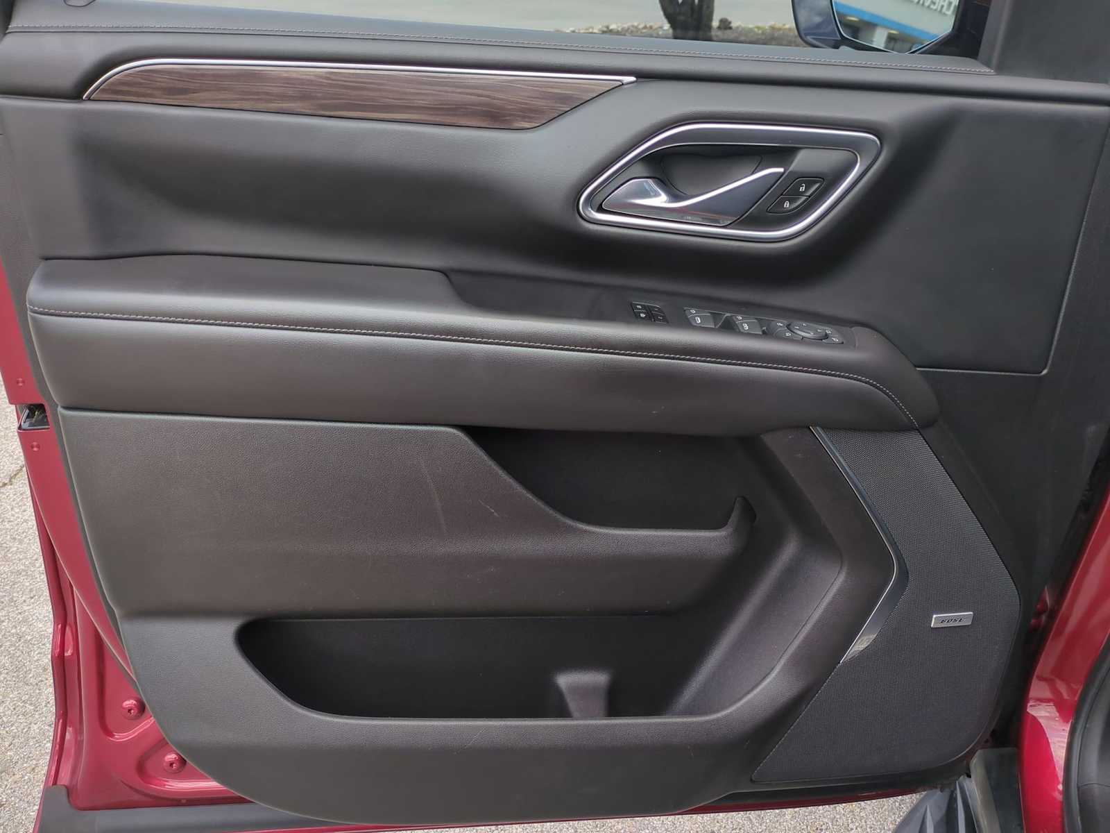 Thumbnail: 2021 Chevrolet Tahoe - 21