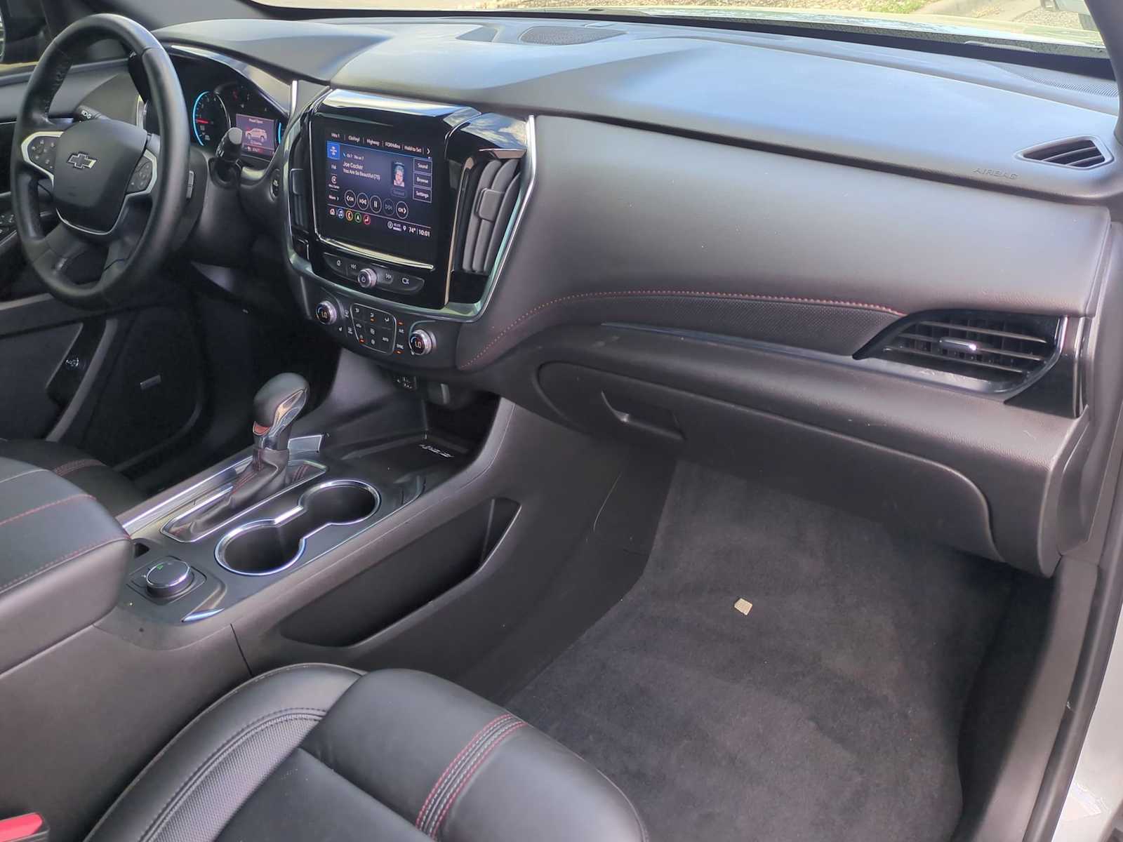 Thumbnail: 2023 Chevrolet Traverse - 29