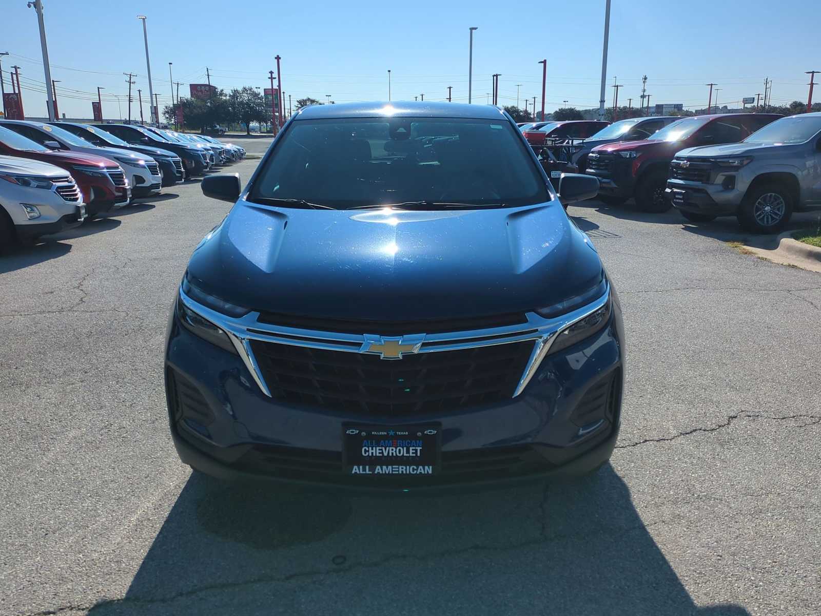2022 Chevrolet Equinox LS photo 3