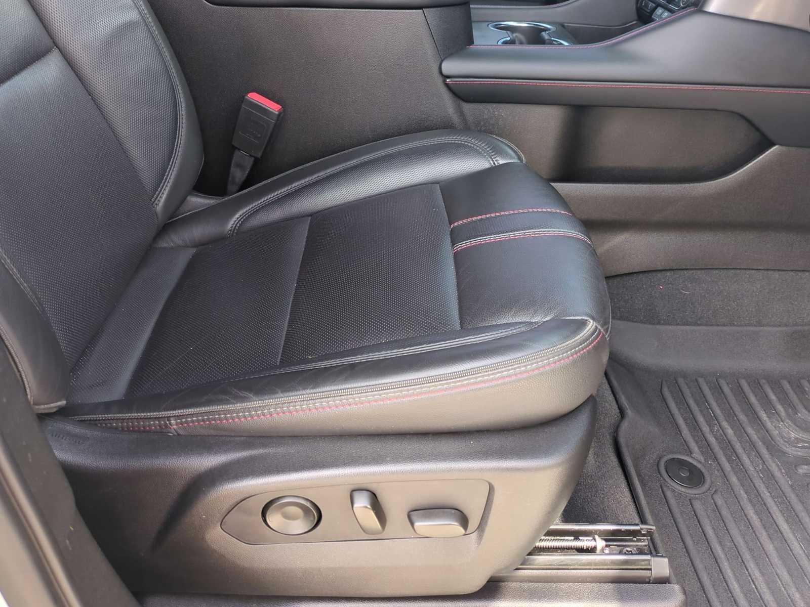 Thumbnail: 2021 Chevrolet Tahoe - 29