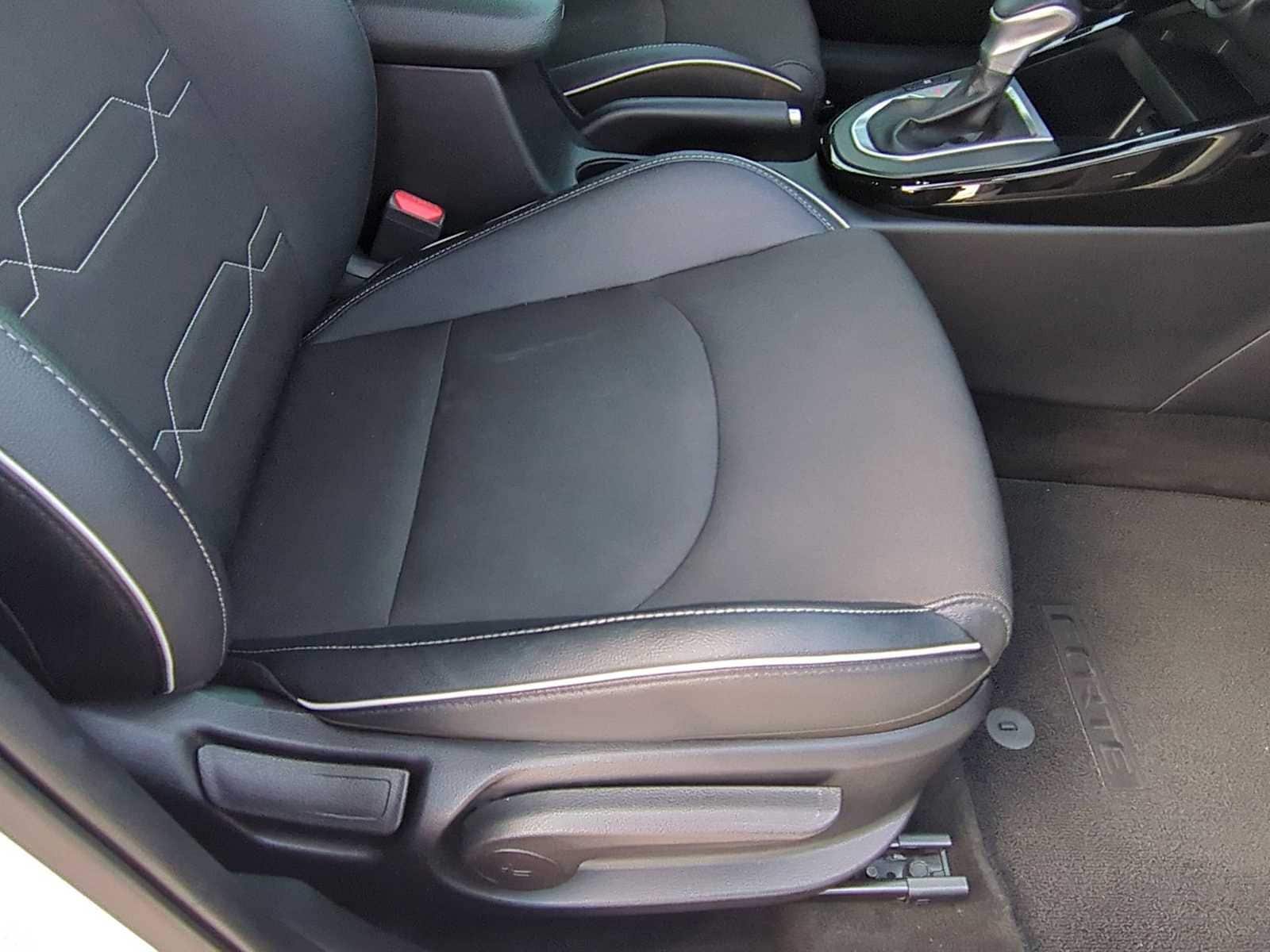 Thumbnail: 2021 Kia Forte - 27