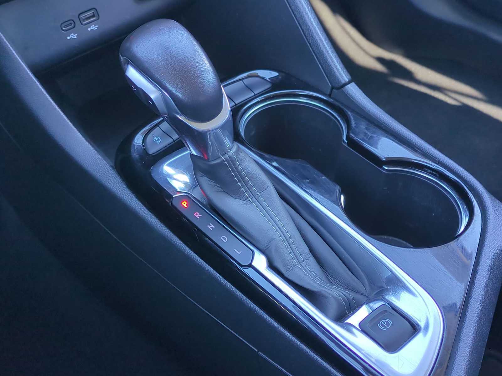 Thumbnail: 2024 Buick Encore GX - 15