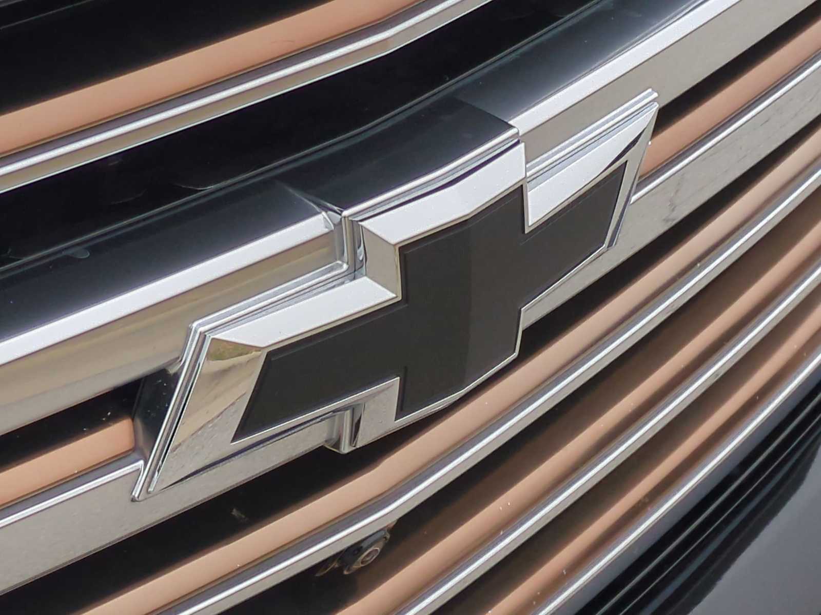 Thumbnail: 2022 Chevrolet Tahoe - 32