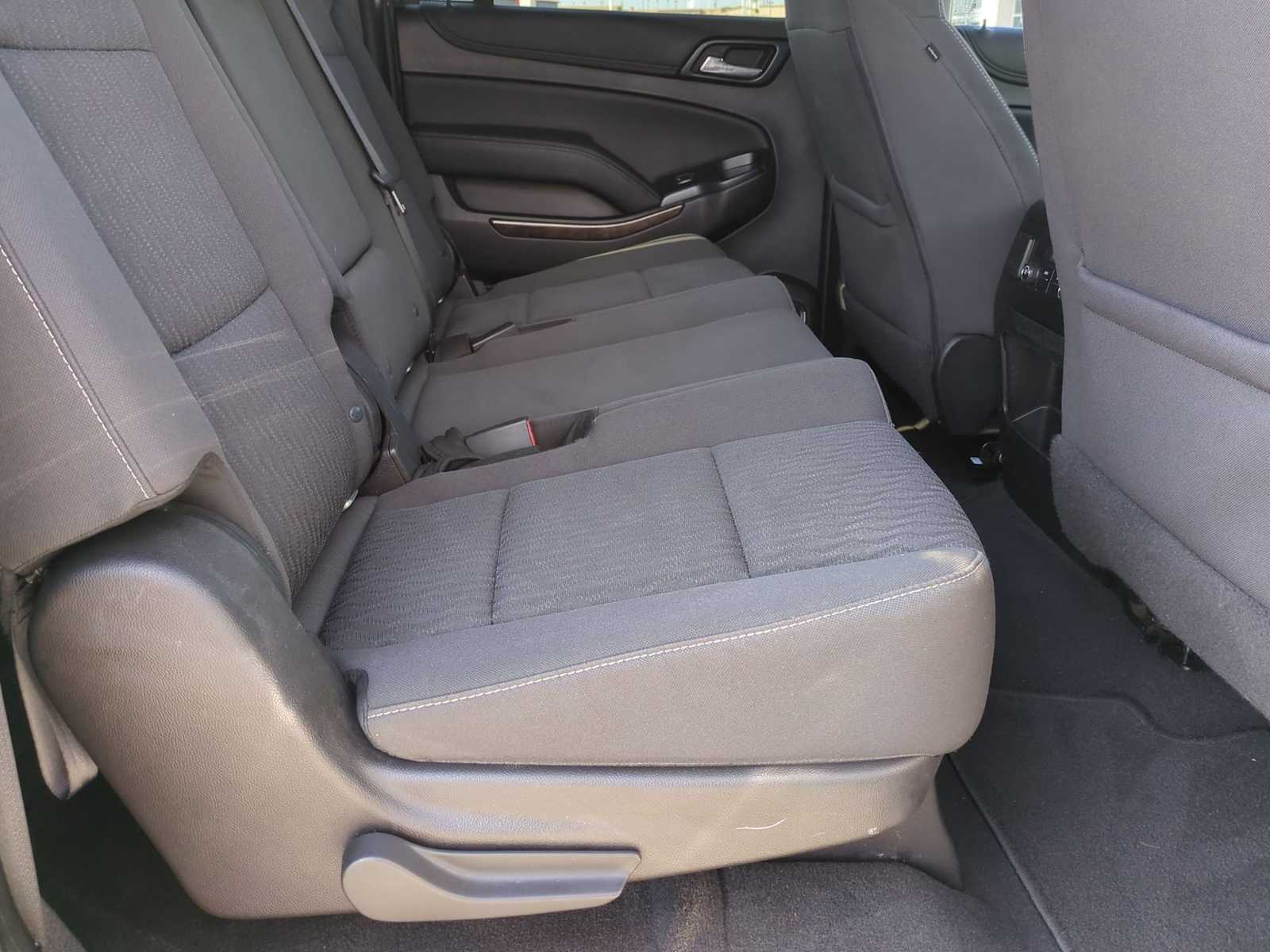 Thumbnail: 2019 Chevrolet Suburban - 24
